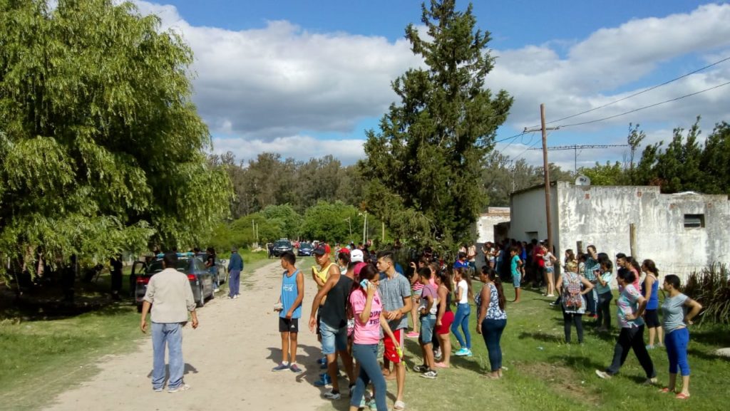 Un caso de violación manifestación e incendio en Laguna Paiva Radio