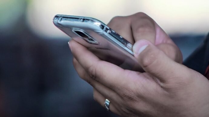 La jubilación en Santa Fe ya se gestiona de forma completamente online 60 telefono linea 137 scaled 1