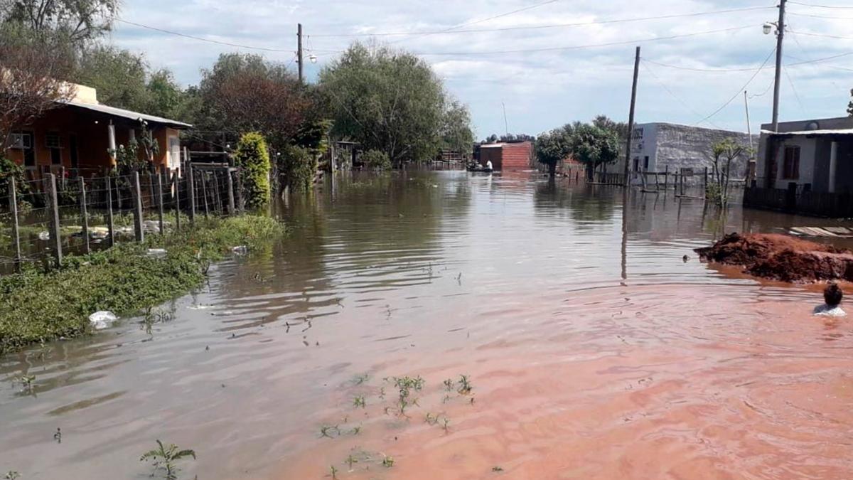 Corrientes Más De 600 Evacuados Por La Creciente Del Río Uruguay