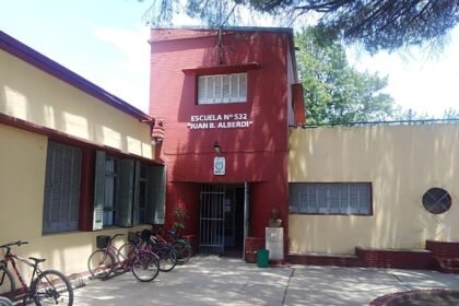 ESCUELA ALBERDI scaled 1