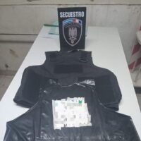 Detuvieron a un joven que robó un chaleco antibalas en Santo Tomé