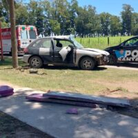 Fuerte accidente en Av. Mitre, camino al cementerio de Recreo