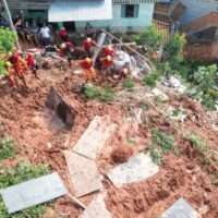 Al menos diez muertos por deslizamientos de tierra en Brasil