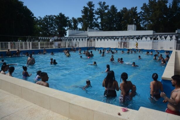 pileta poli verano