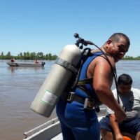 Se retoma la intensa búsqueda de un menor que desapareció en el río Salado