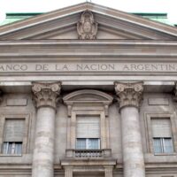 Javier Milei transformó el Banco Nación en una Sociedad Anónima