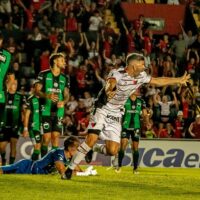 Colón volvió al triunfo