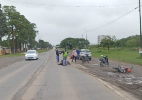 Dos accidentes en el mismo lugar, a pocos minutos de diferencia, dejó dos motociclistas heridos 58 accidente ruta11 cordani