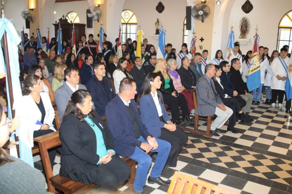 acto 25 mayo 2025