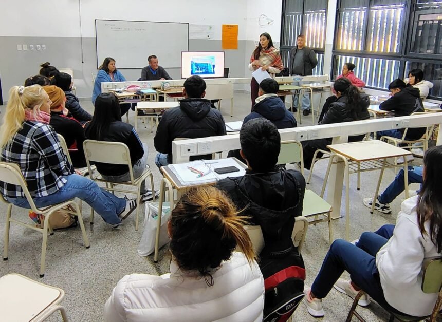 Comenzó "Concejal por un Día" en la EESOIB N° 509 de Recreo 59 concejal por un dia 2025