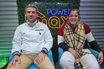 Ariel Tomatis y Florencia Solis