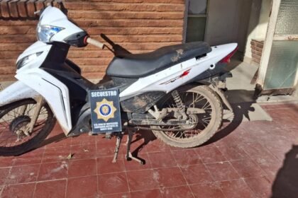 moto robada montevera 25