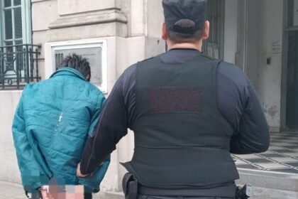 joven detenido paiva