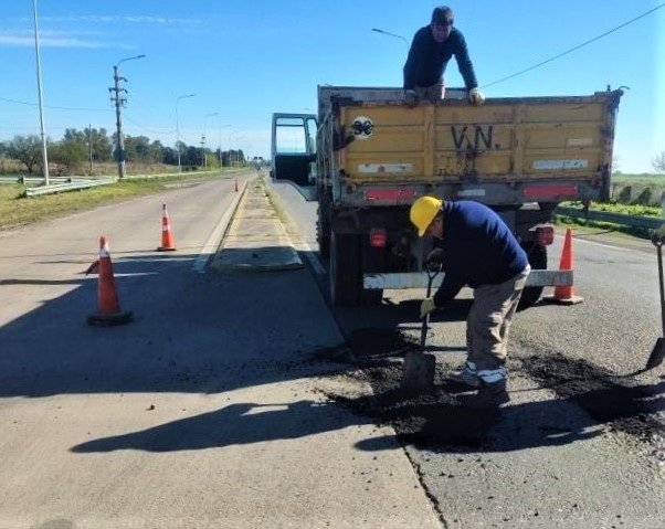 Vialidad Nacional realiza bacheos en Recreo 58 vialidad nacionallll