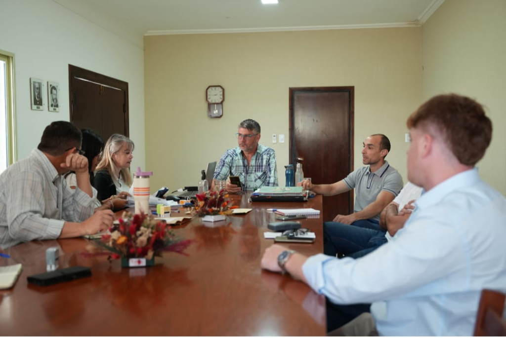 Se realizó la licitación para la compra de un nuevo tractor en Recreo 60 image 2