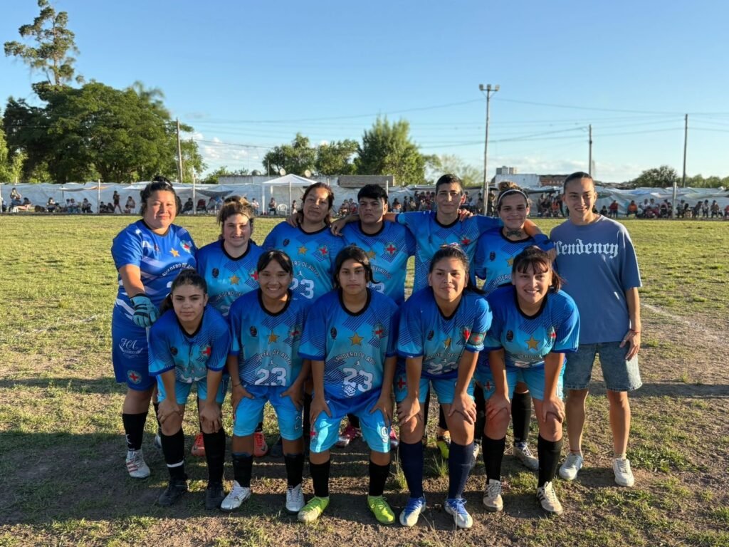 Comenzó la 4° Copa Ciudad de Recreo de Fútbol Femenino: Acto apertura, dos partidos y finalistas 61 copa recreo femenina 3