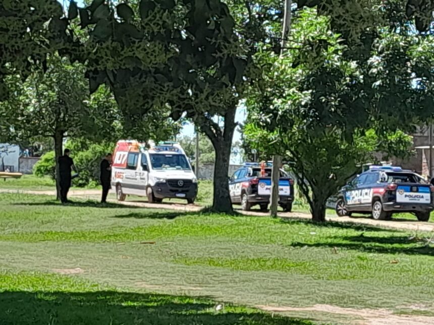Muerte dudosa en Laguna Paiva: investigan el hallazgo de un hombre sin vida 56 IMG 20251217 WA0063