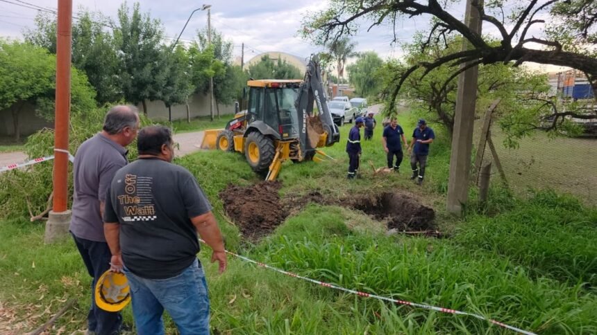 Importante rotura de un caño de gas natural en Recreo 56 rotura gas