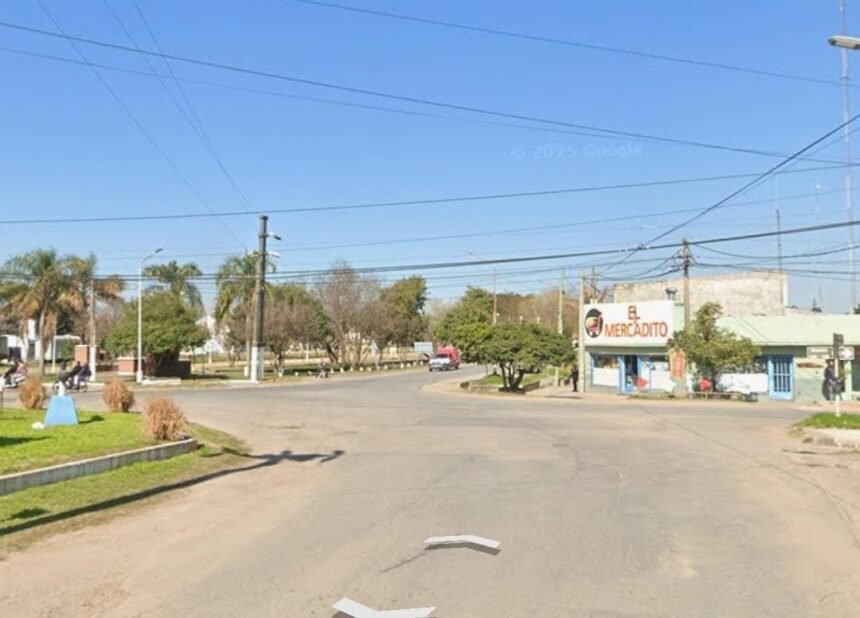 Laguna Paiva: un menor con lesiones graves tras un choque entre un auto y una moto 59 IMG 20260215 WA0000