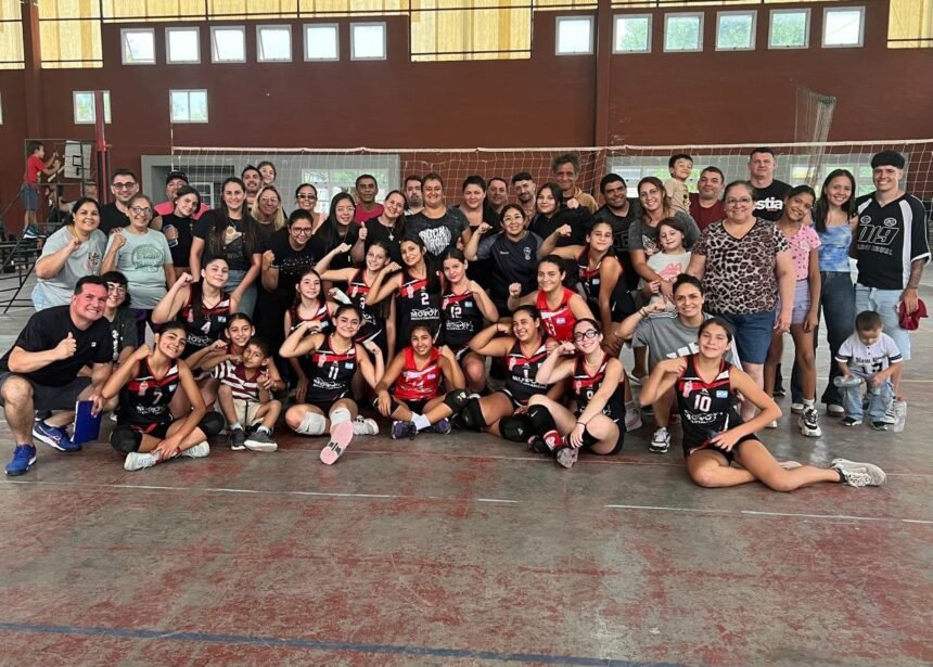 Buen comienzo de temporada para Huracán Voley 59 huracan voley marzo 1