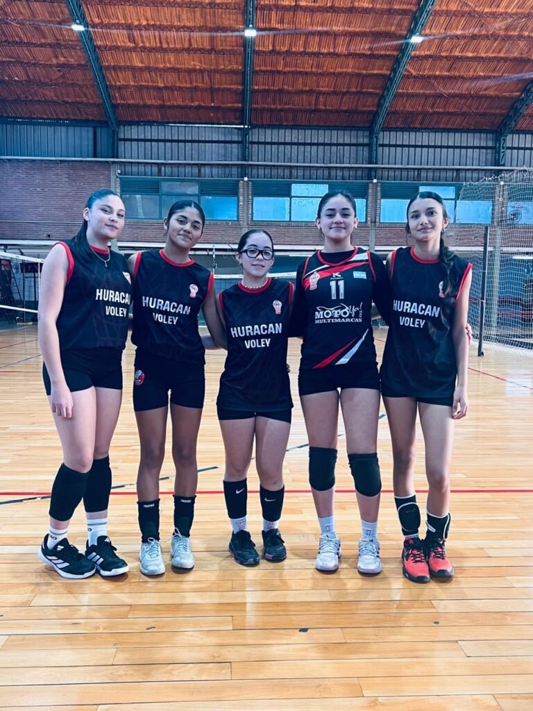 HURACAN VOLEY MAYO 3