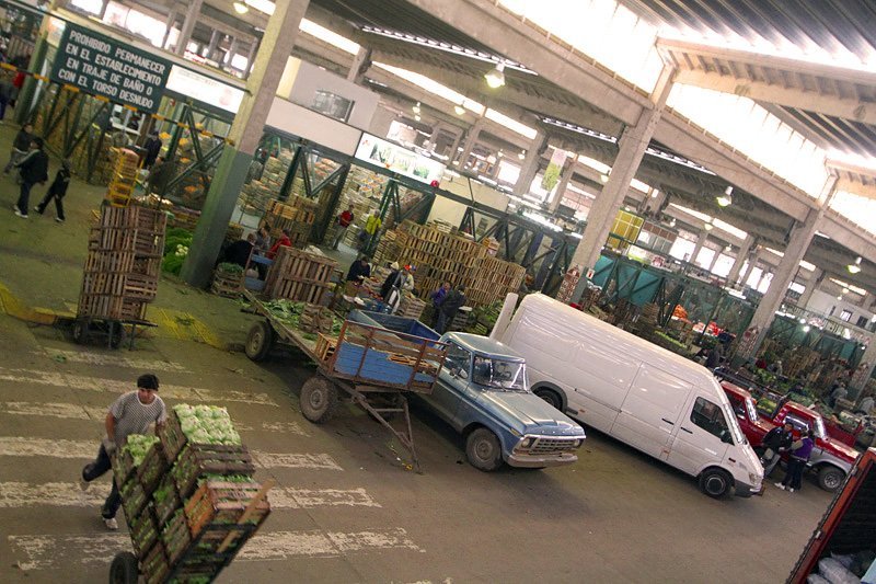 Dejó una bala sobre el mostrador y amenazó al presidente del Mercado de Productores de Santa Fe 58 mercado de productores santa fe elmercado 5