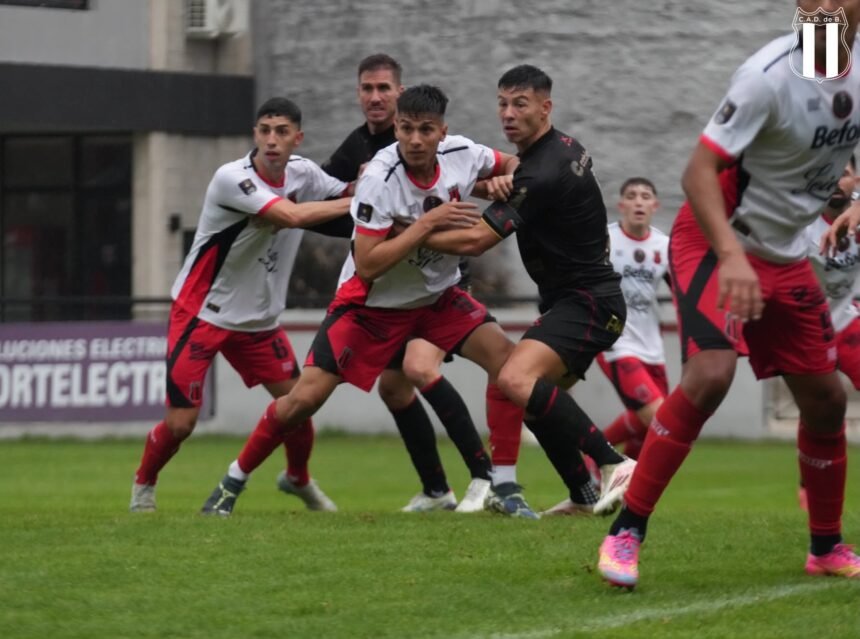 Colón volvió al triunfo ante Defensores de Belgrano 59 DEFENSORES COLON 1
