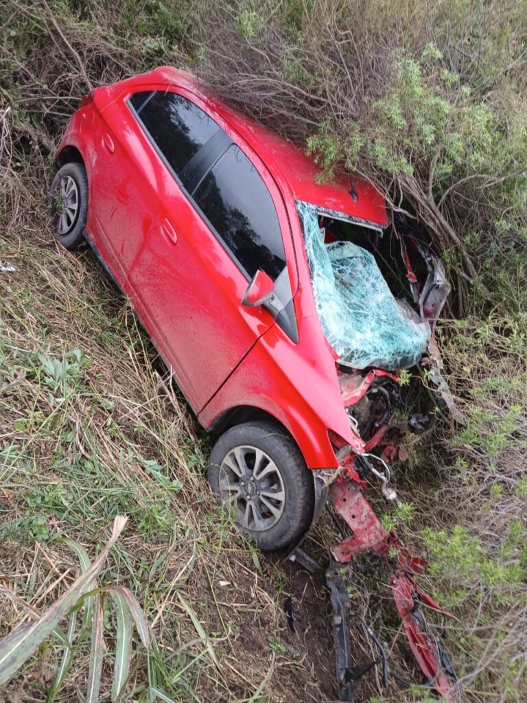 Ruta 11: tres heridos tras una fuerte colisión entre un camión y un automóvil 60 WhatsApp Image 2026 06 09 at 13.23.10 1
