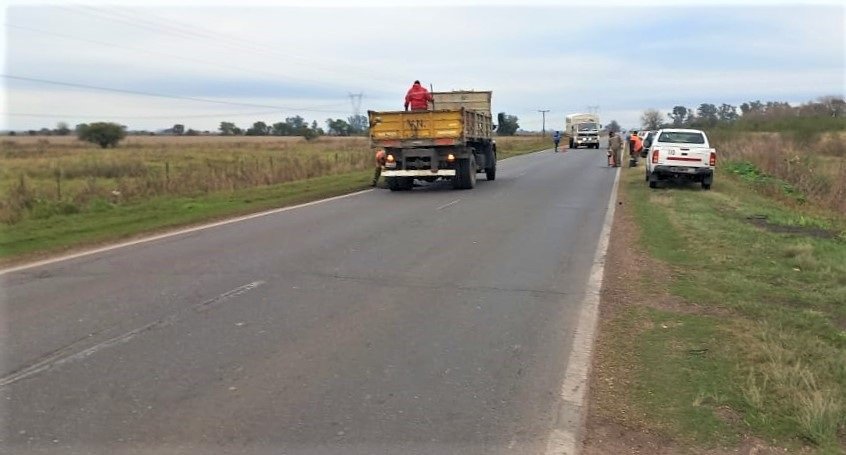 Realizan trabajos de bacheo preventivo en la Ruta 11 entre Candioti y Nelson 60 ruta 11