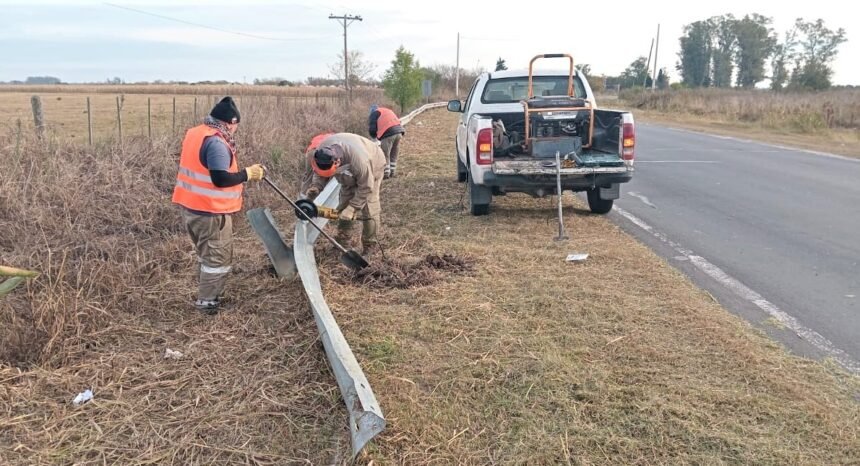 Reemplazan defensas metálicas en la Ruta Nacional 11 en zona de Iriondo 59 vn iriondoooo