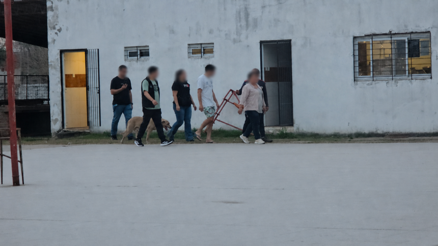 Allanaron el Club Huracán de Recreo en el marco de una investigación por el conflicto institucional 59 ChatGPT Image 17 jul 2026 19 20 42