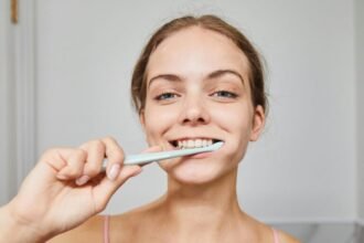 cepillado dientes desayuno 1024x512 1