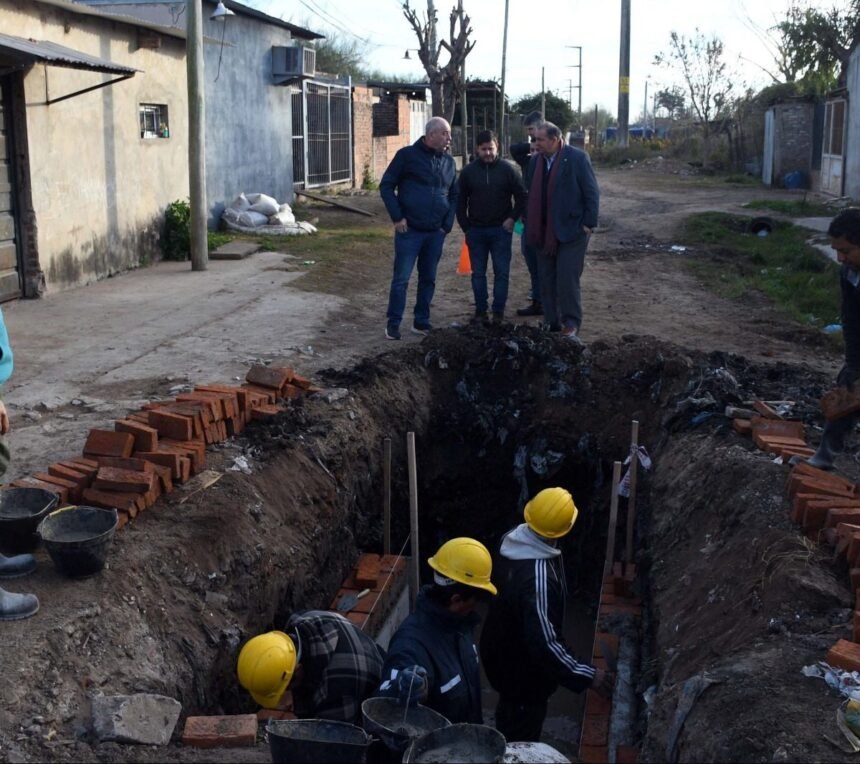 Avanzan las obras de reacondicionamiento del desagüe Perú para evitar anegamientos en Barranquitas 61 desague peru