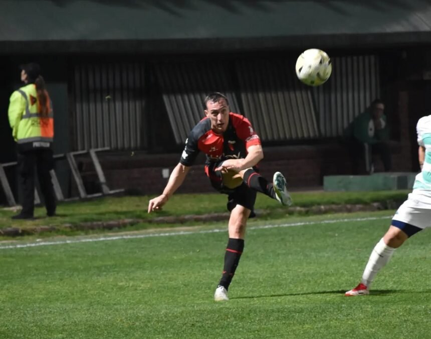 Ferro venció a Colón y amplió su ventaja 59 ferro colon 1