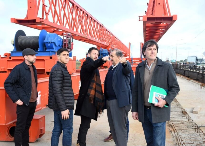 Poletti y Garibaldi recorrieron la obra del nuevo Puente Carretero y destacaron el impacto en la movilidad 61 poletti puente carretero 1