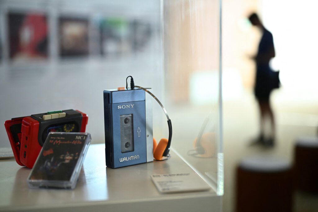 El Walkman vuelve con tecnología renovada y se suma a la tendencia de desconectarse del celular 61 walkman usb 2