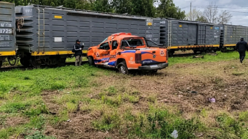 Impactante choque en San Justo: una camioneta de Protección Civil colisionó con un tren 59 ChatGPT Image 16 ago 2026 07 56 59 p.m
