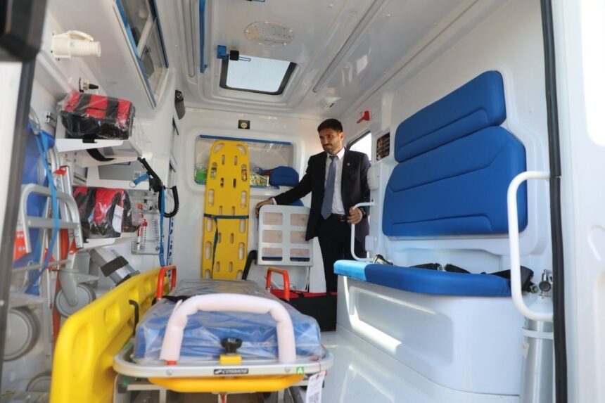 El gobierno de Pullaro avanza con la compra de 103 ambulancias y consolida una renovación histórica del sistema de emergencias 60 WhatsApp Image 2026 08 22 at 08.55.54
