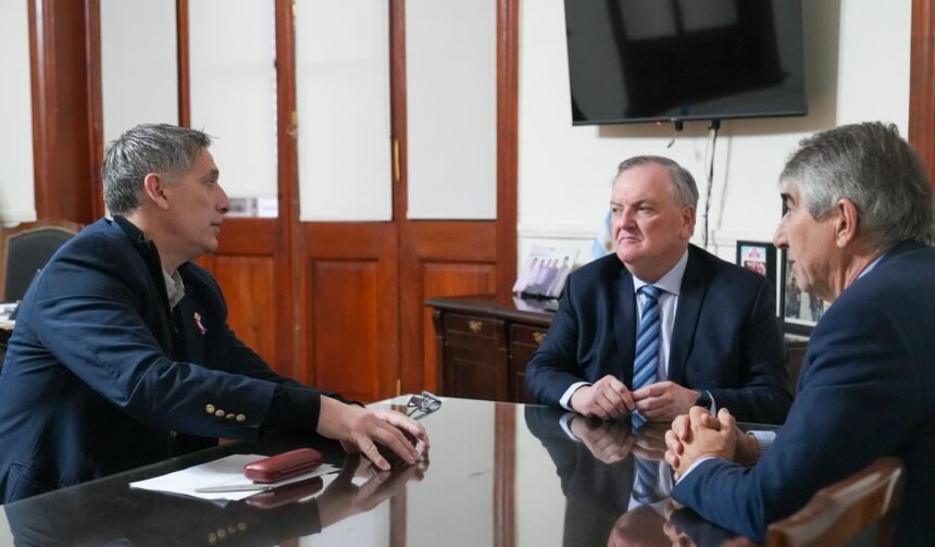 Provincia paga este sábado la planilla complementaria con los aumentos de julio 60 michlig