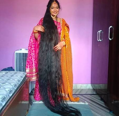 La “Rapunzel” de la vida real: tiene un cabello de casi 3 metros y consiguió un récord Guinness 58 rapunsel india