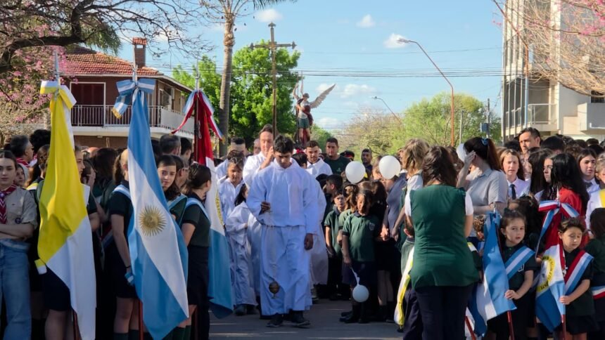 Recreo celebró a su santo patrono San Miguel Arcángel con la presencia del arzobispo Sergio Fenoy 61 WhatsApp Image 2026 09 29 at 18.23.36 1