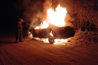 incendio auto dos