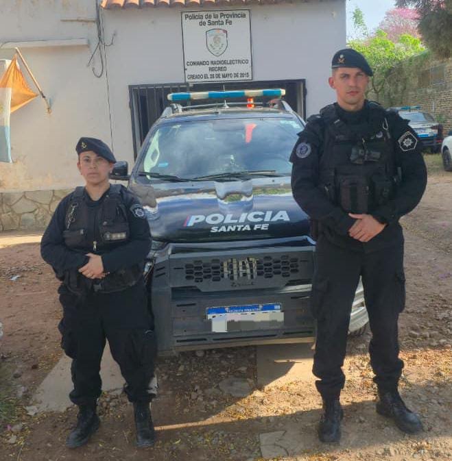 Policías salvaron a un bebé que no respiraba en Recreo 60 WhatsApp Image 2026 10 07 at 17.01.36