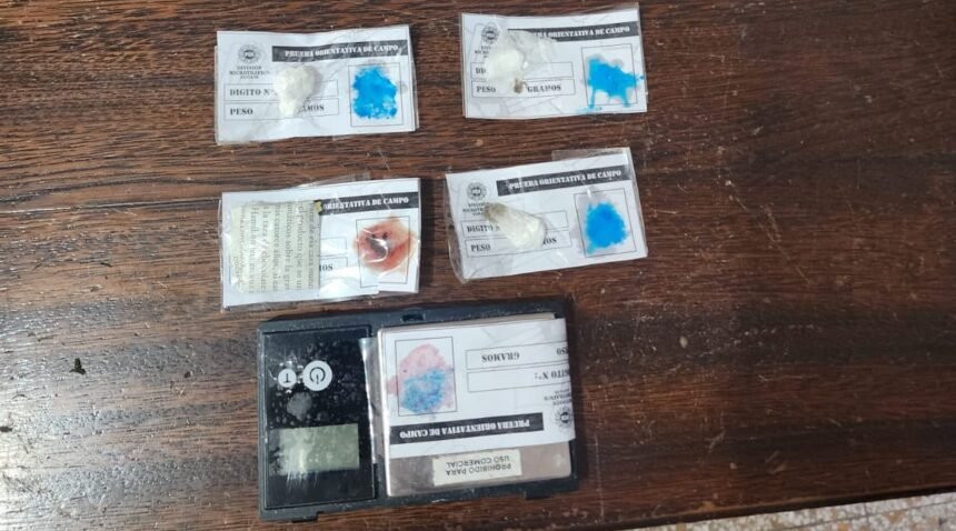 Aprehendieron a dos hombres y secuestraron drogas en Santa Fe 60 droga
