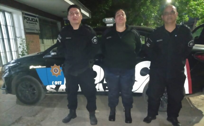 Un policía auxilió a un niño que llegó sin poder respirar a la comisaría 26 60 poli